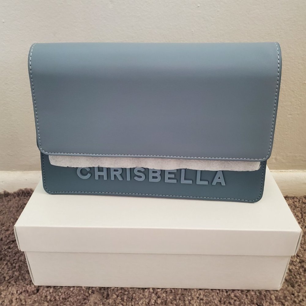 Handbags - Picture 5 of 15